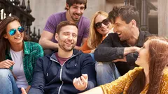 Så får du någon att tycka om dig på 2 minuter: psykologiska knep